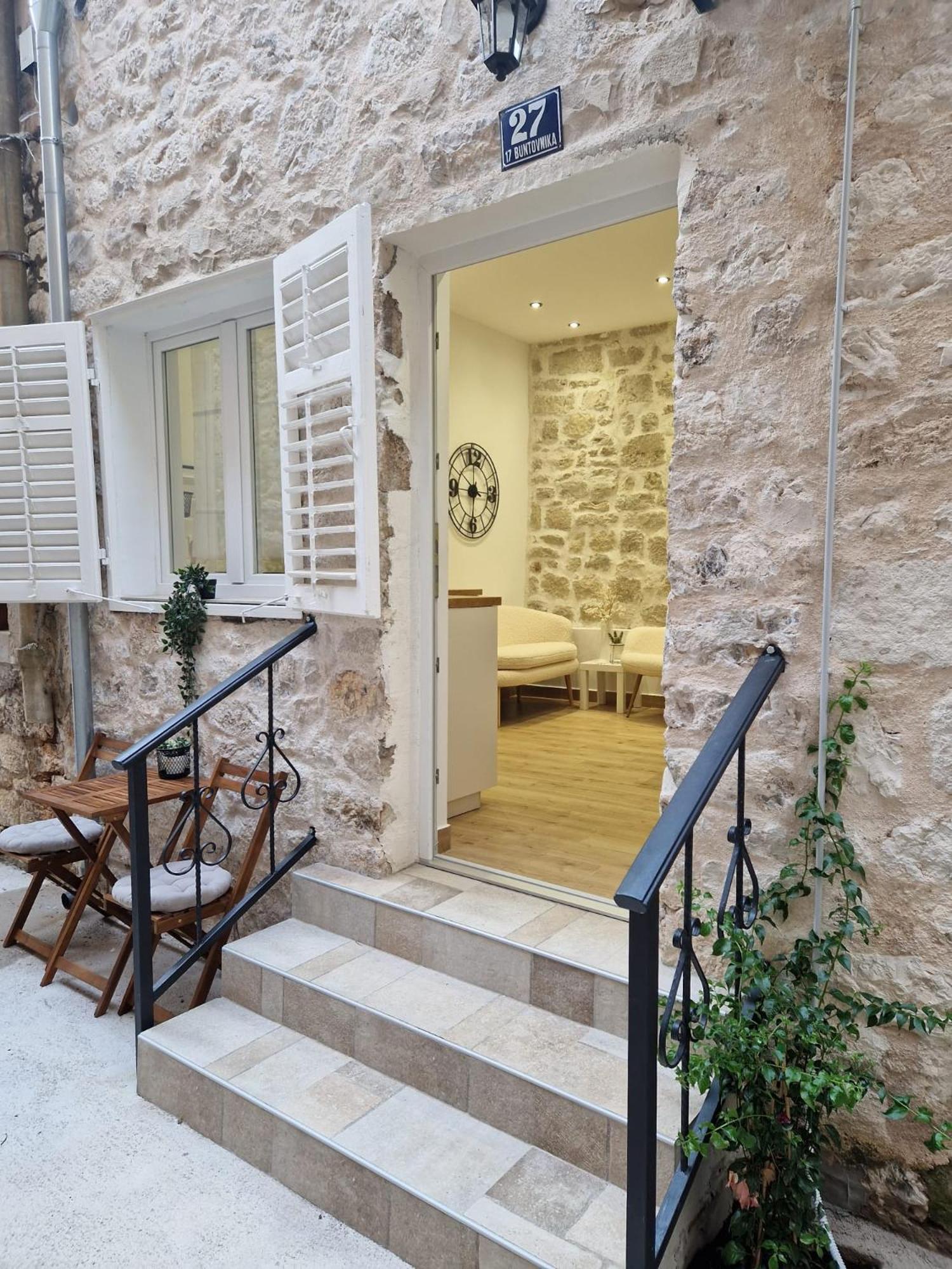 Small House Saint Michael Šibenik Exterior foto